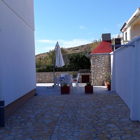 Apartmani Salus Pag Town Εξωτερικό φωτογραφία
