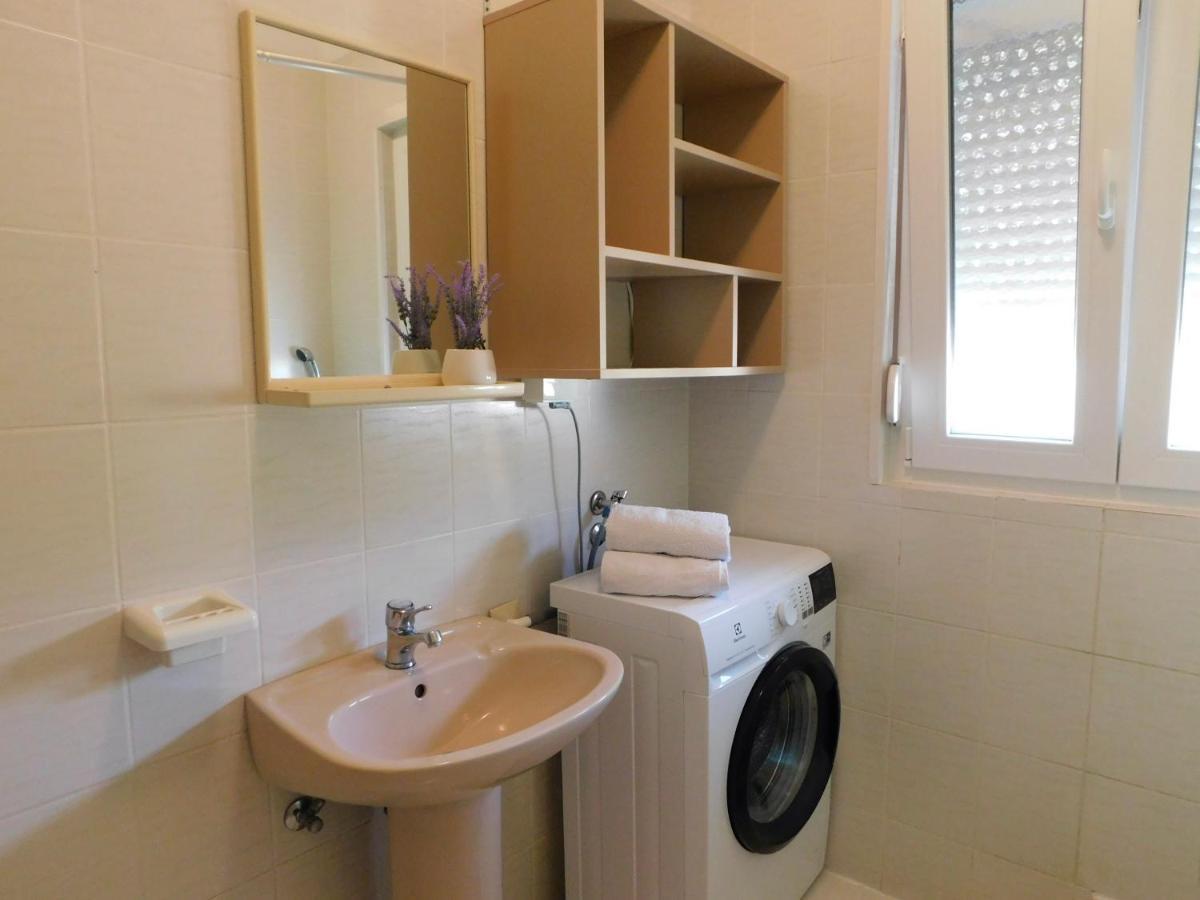 Apartmani Salus Pag Town Εξωτερικό φωτογραφία
