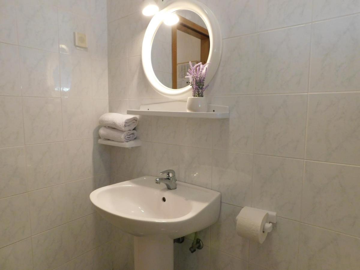 Apartmani Salus Pag Town Εξωτερικό φωτογραφία