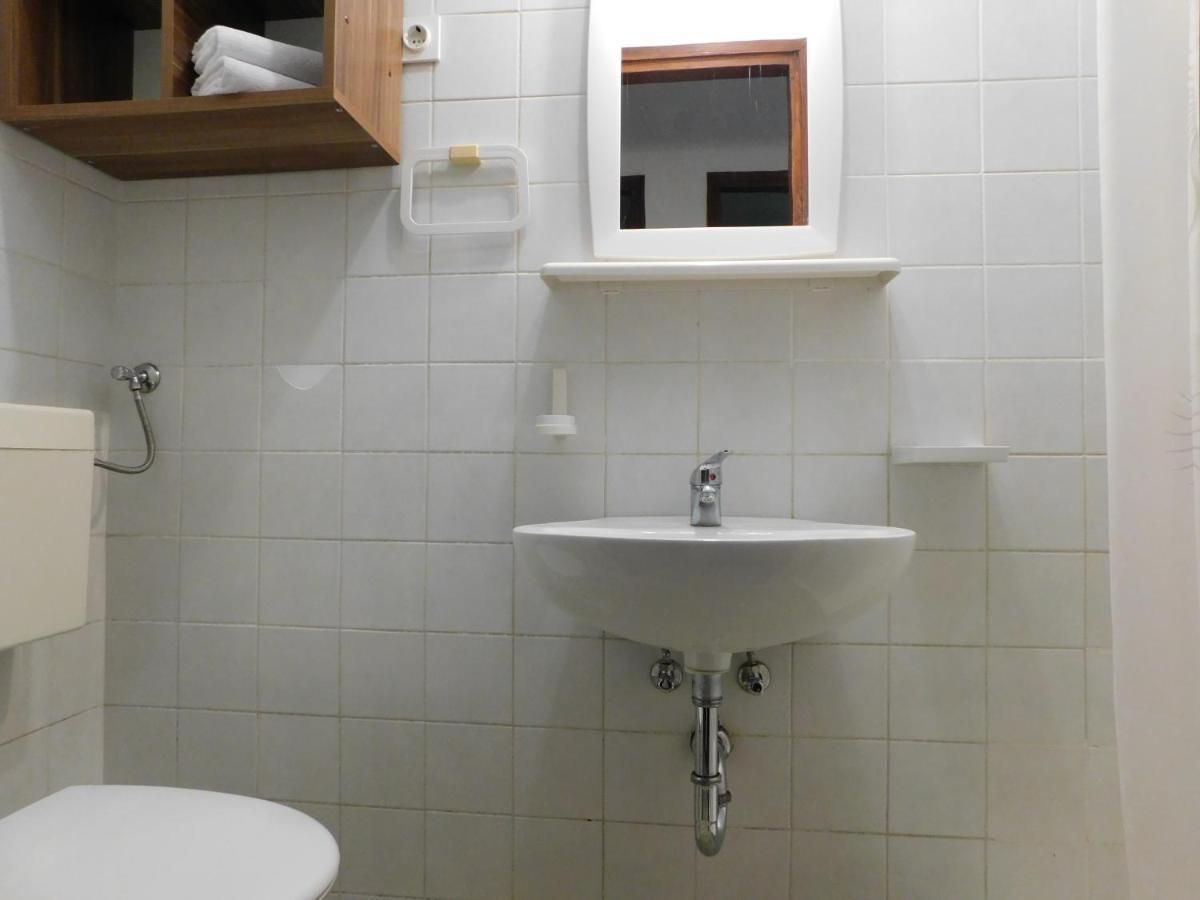 Apartmani Salus Pag Town Εξωτερικό φωτογραφία
