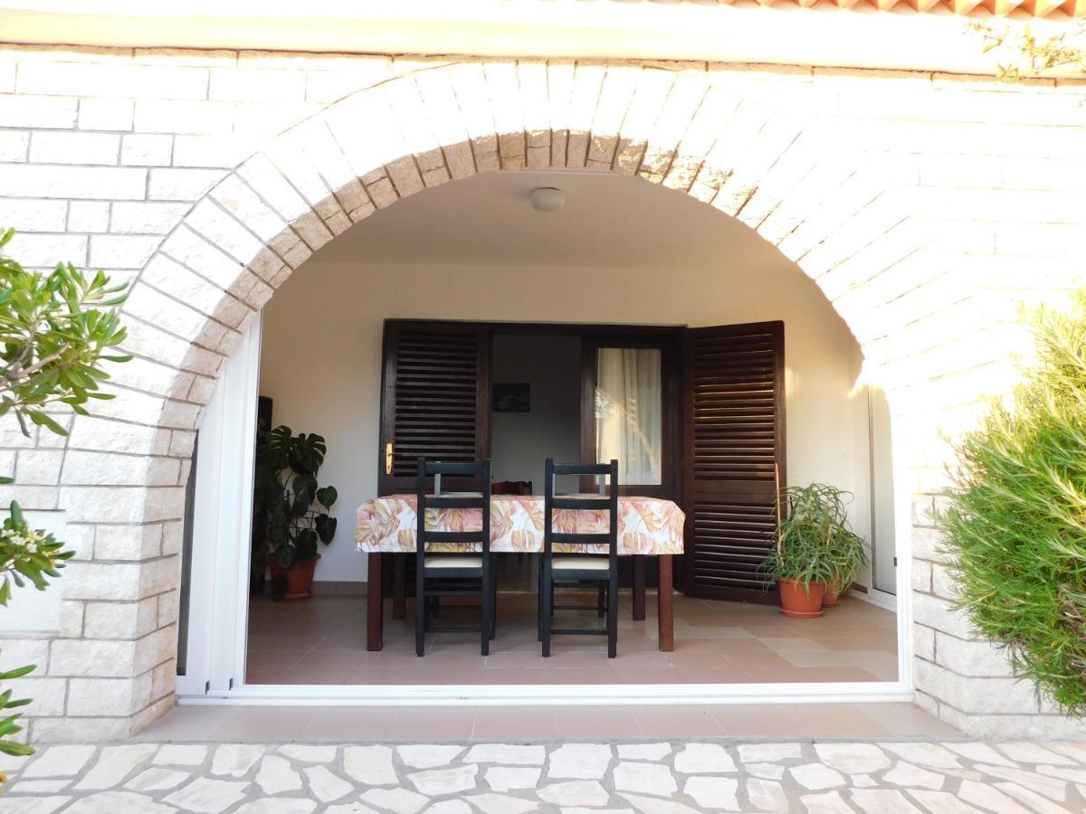 Apartmani Salus Pag Town Εξωτερικό φωτογραφία